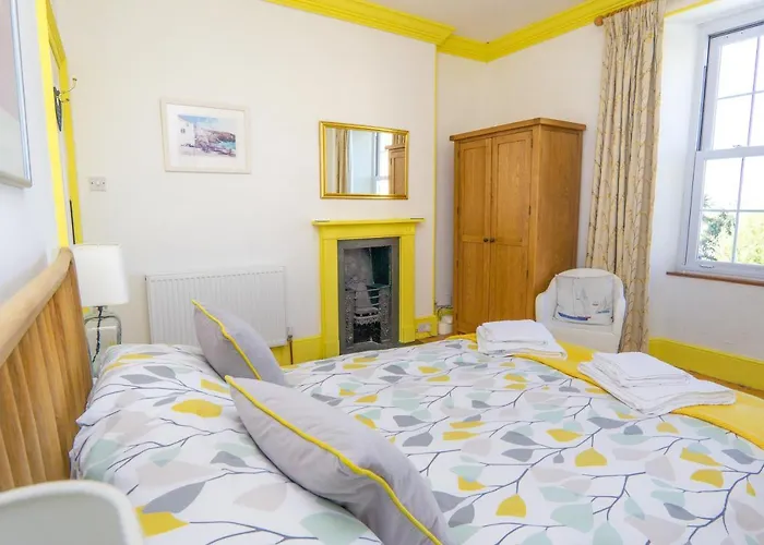 Ivy House Cornwall B&B